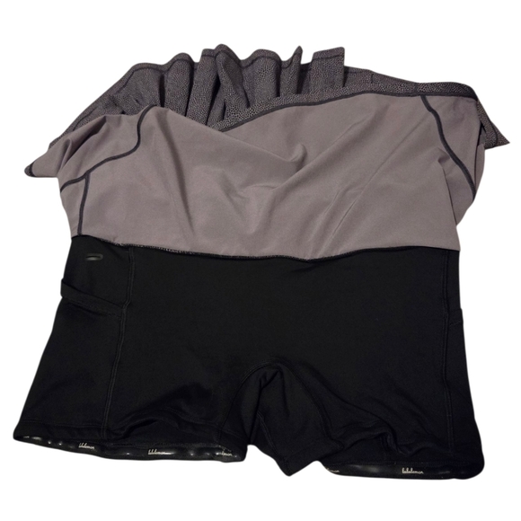 Lululemon Circuit Breaker Skirt II W88128 Women's Sport Skort Size 6 Gray Black - Picture 9 of 13
